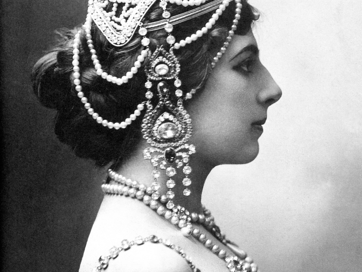 “Mata Hari: la donna che sfidò il destino reinventando se&nbsp;stessa”