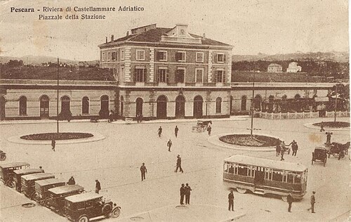 “Pescara: la città doppia che il fiume divise e la storia ricucì”